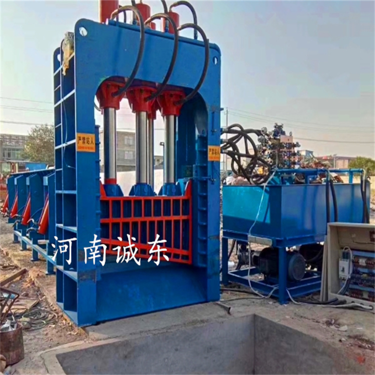 湖北襄樊小型立式液压打包机