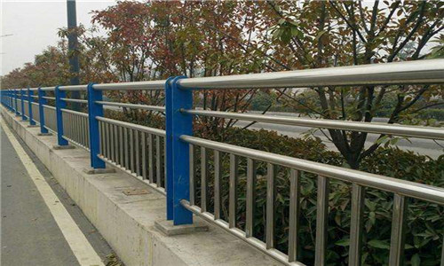 河北省沧州市运河区桥梁复合管护栏