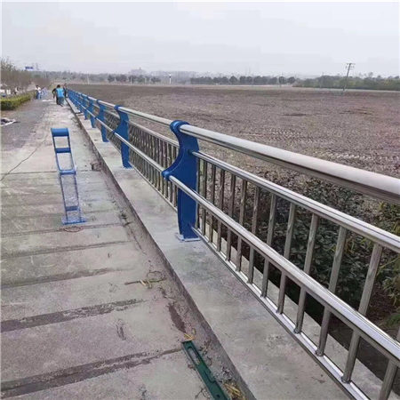 广西省百色市田东县不锈钢防撞栏杆