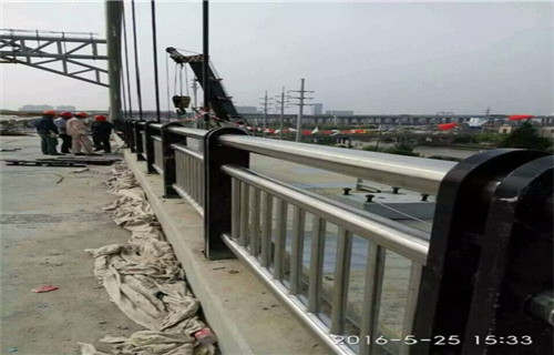 宿州桥梁201不锈钢立柱来电洽谈