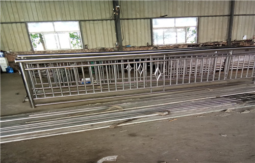 温州201不锈钢复合管栏杆加工厂家