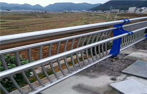 果洛201不锈钢复合管护栏生产基地