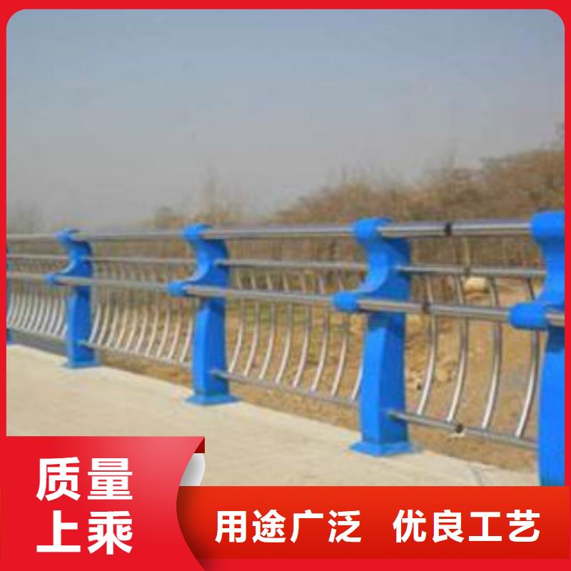 广州城市过街天桥护栏外形美观