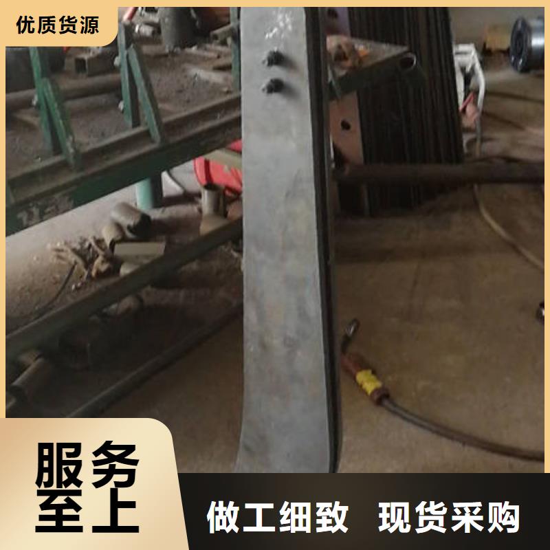 四川不锈钢碳素钢复合管护栏-施工经验丰富