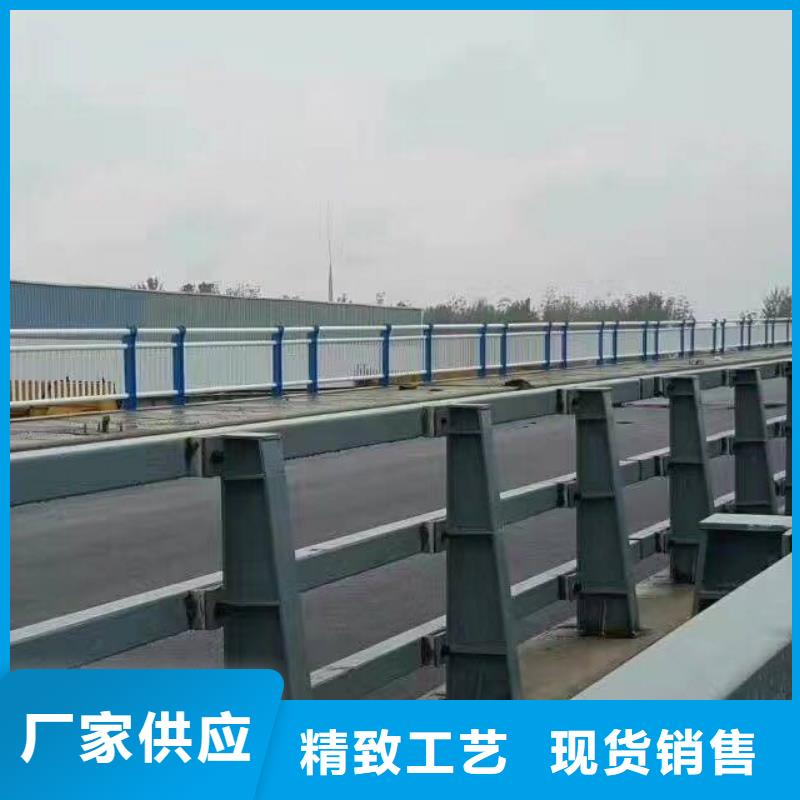 福建定制复合管桥梁栏杆静电喷塑防撞立柱  