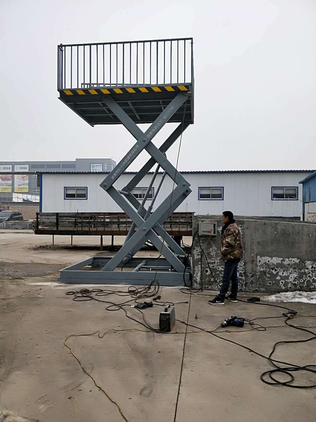 防城港固定升降机的价位固定升降机的种类固定式升降机的用途